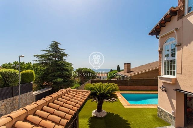 4 bedroom Villa for rent in Vilassar de Dalt with pool - € 3,950 (Ref: 9205066)