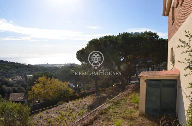 3 soverom Villa til salgs i Cabrils med garasje - € 690 000 (Ref: 9205067)