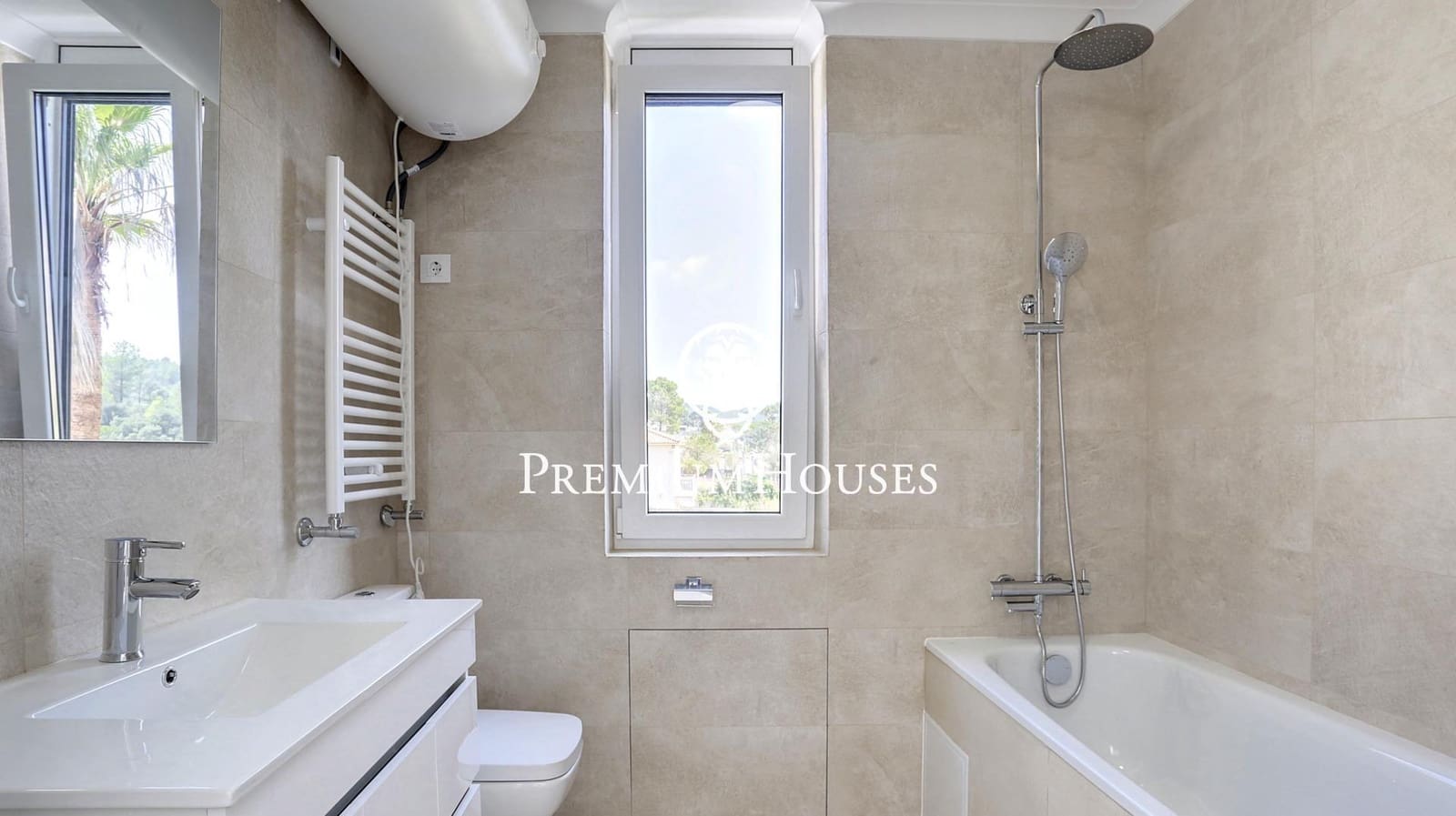 3 sovrum Villa till salu i Tordera med pool - 435 000 € (Ref: 9205069)