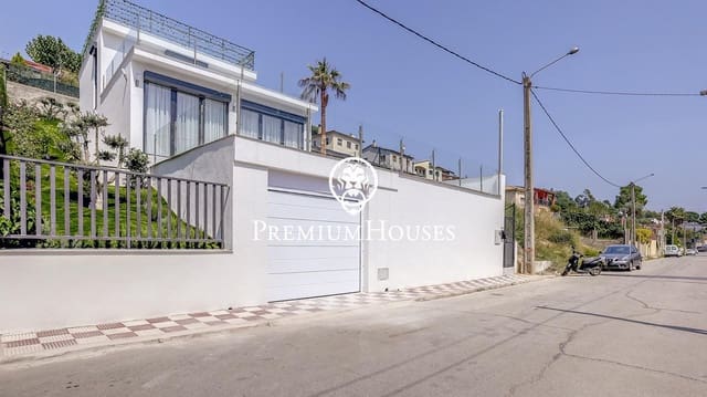 3 bedroom Villa for sale in Tordera with pool - € 435,000 (Ref: 9205069)