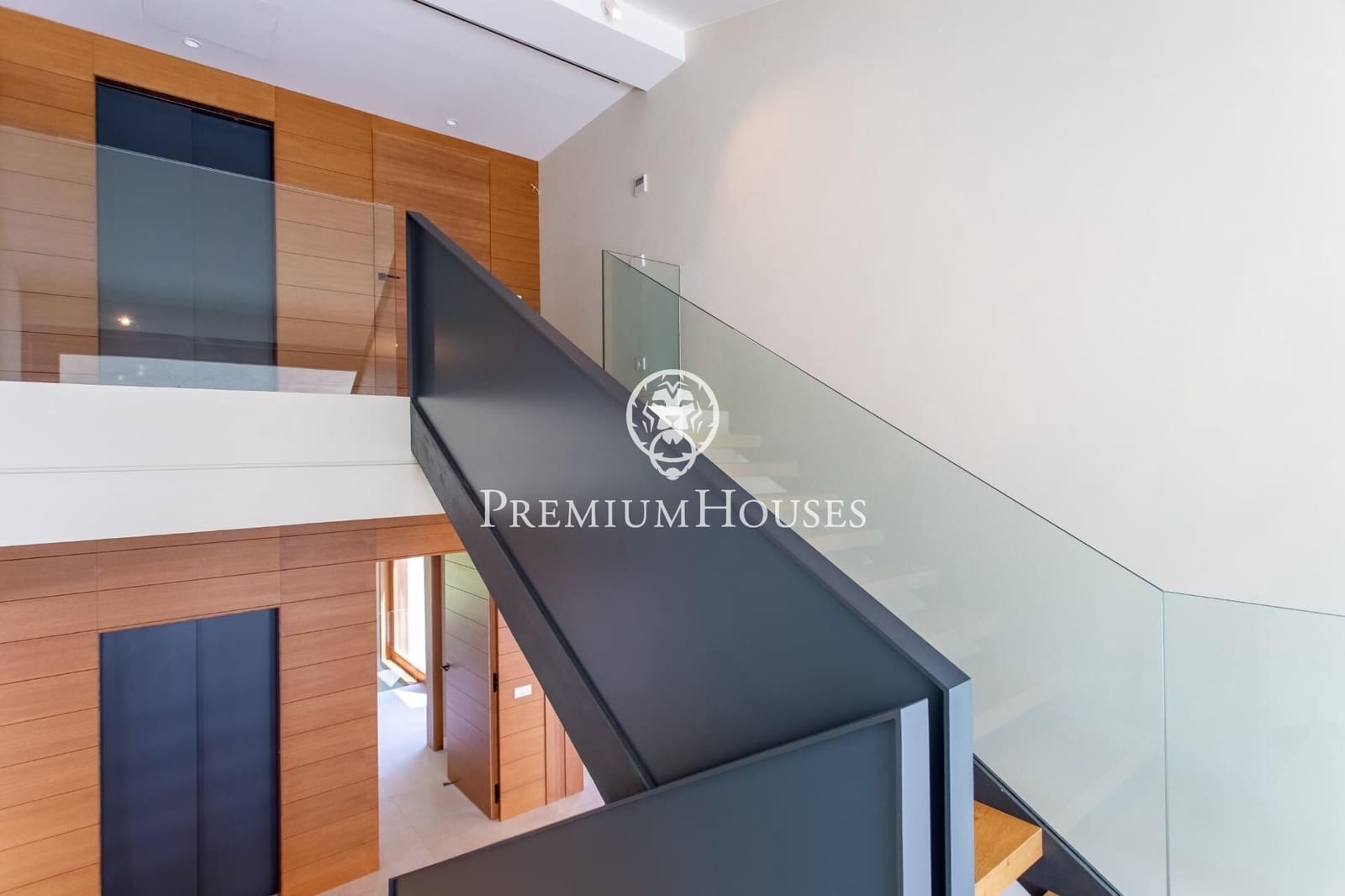 8 sypialnia Willa na sprzedaż w Sant Andreu de Llavaneres z basenem garażem - 17 000 000 € (Ref: 9205071)