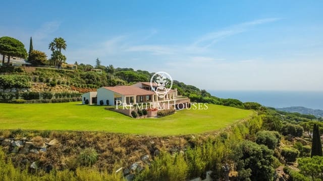 8 sypialnia Willa na sprzedaż w Sant Andreu de Llavaneres z basenem garażem - 17 000 000 € (Ref: 9205071)