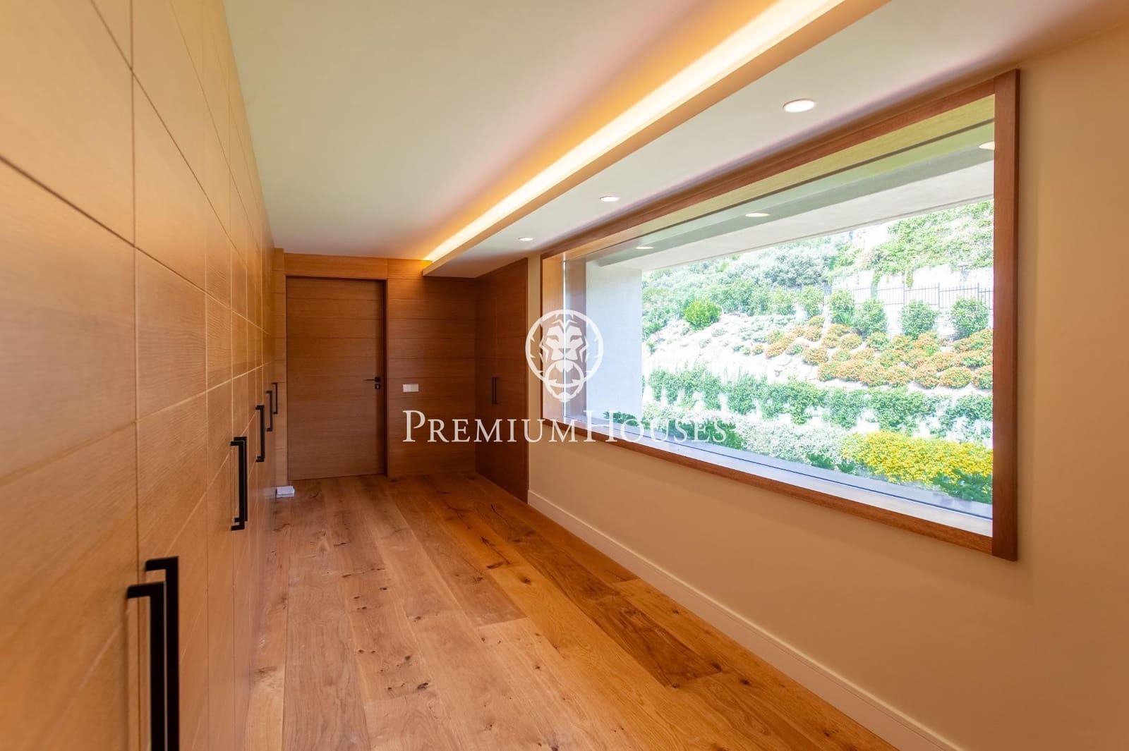 8 sypialnia Willa na sprzedaż w Sant Andreu de Llavaneres z basenem garażem - 17 000 000 € (Ref: 9205071)