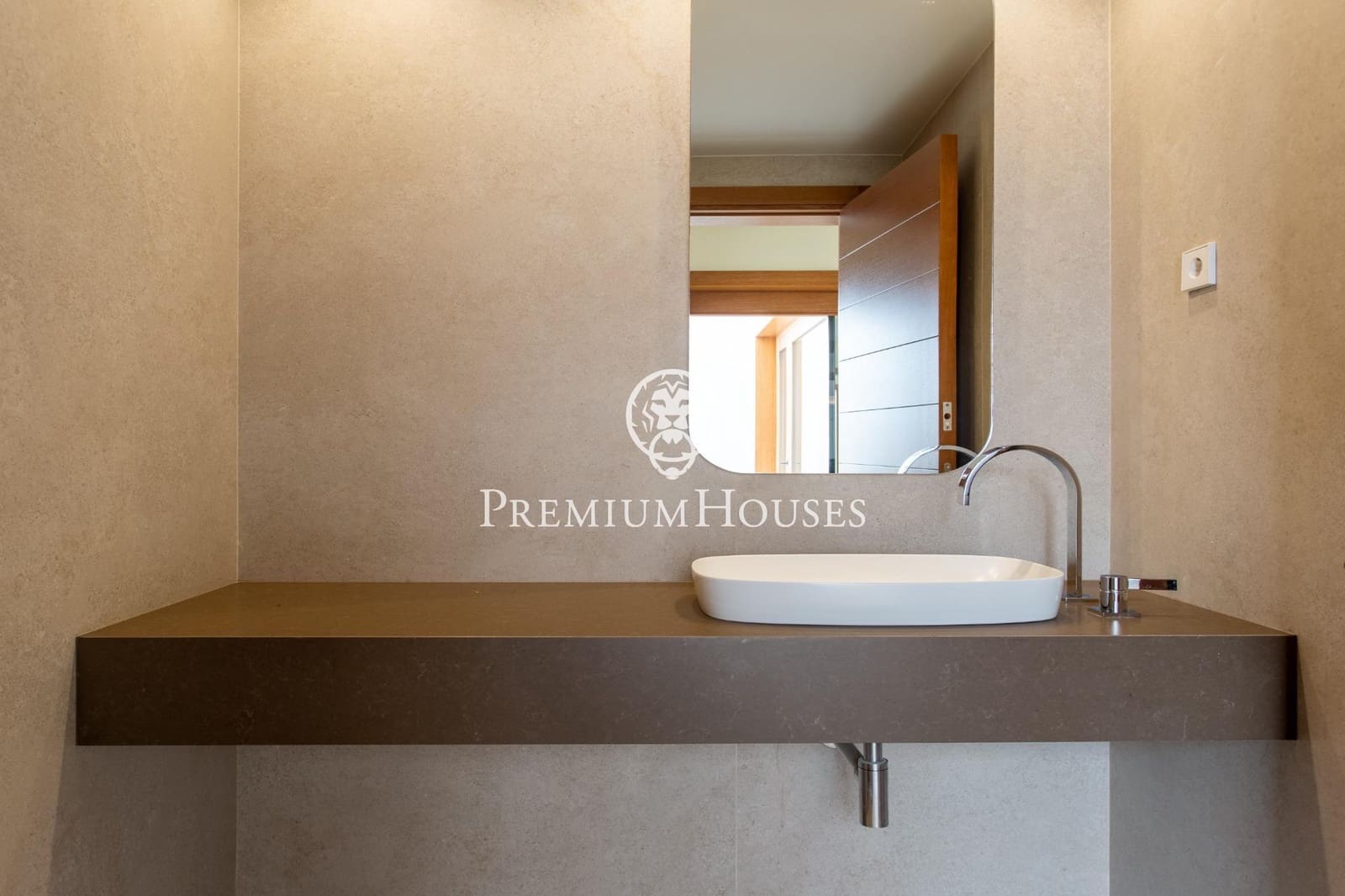 8 sypialnia Willa na sprzedaż w Sant Andreu de Llavaneres z basenem garażem - 17 000 000 € (Ref: 9205071)