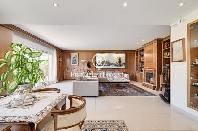 5 slaapkamer Villa te huur in Argentona met garage - € 4.750 (Ref: 9205072)