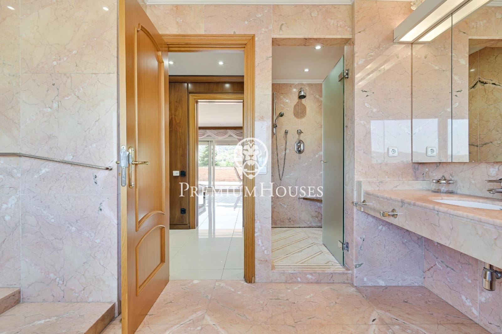 5 sypialnia Willa do wynajęcia w Argentona z garażem - 4 750 € (Ref: 9205072)