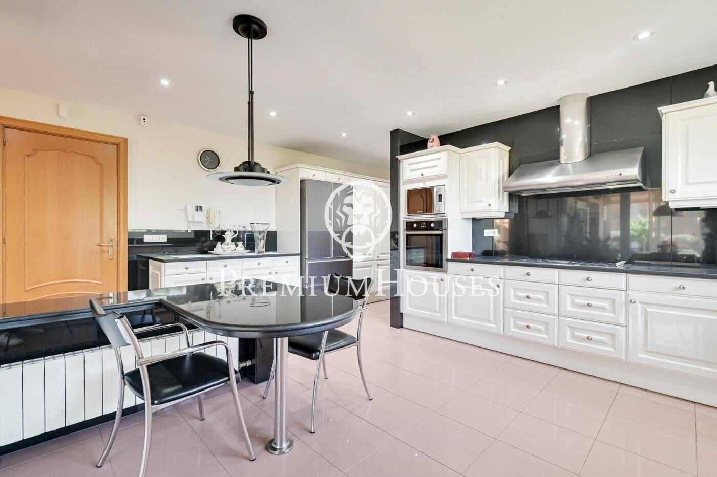 5 sypialnia Willa do wynajęcia w Argentona z garażem - 4 300 € (Ref: 9205072)