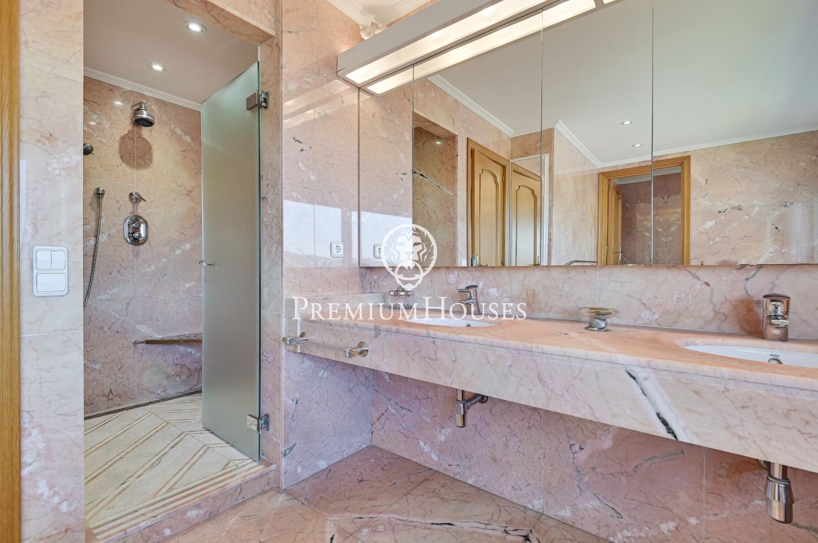 5 sypialnia Willa do wynajęcia w Argentona z garażem - 4 300 € (Ref: 9205072)