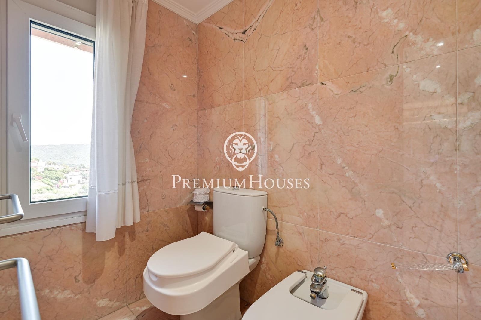 5 sypialnia Willa do wynajęcia w Argentona z garażem - 4 300 € (Ref: 9205072)