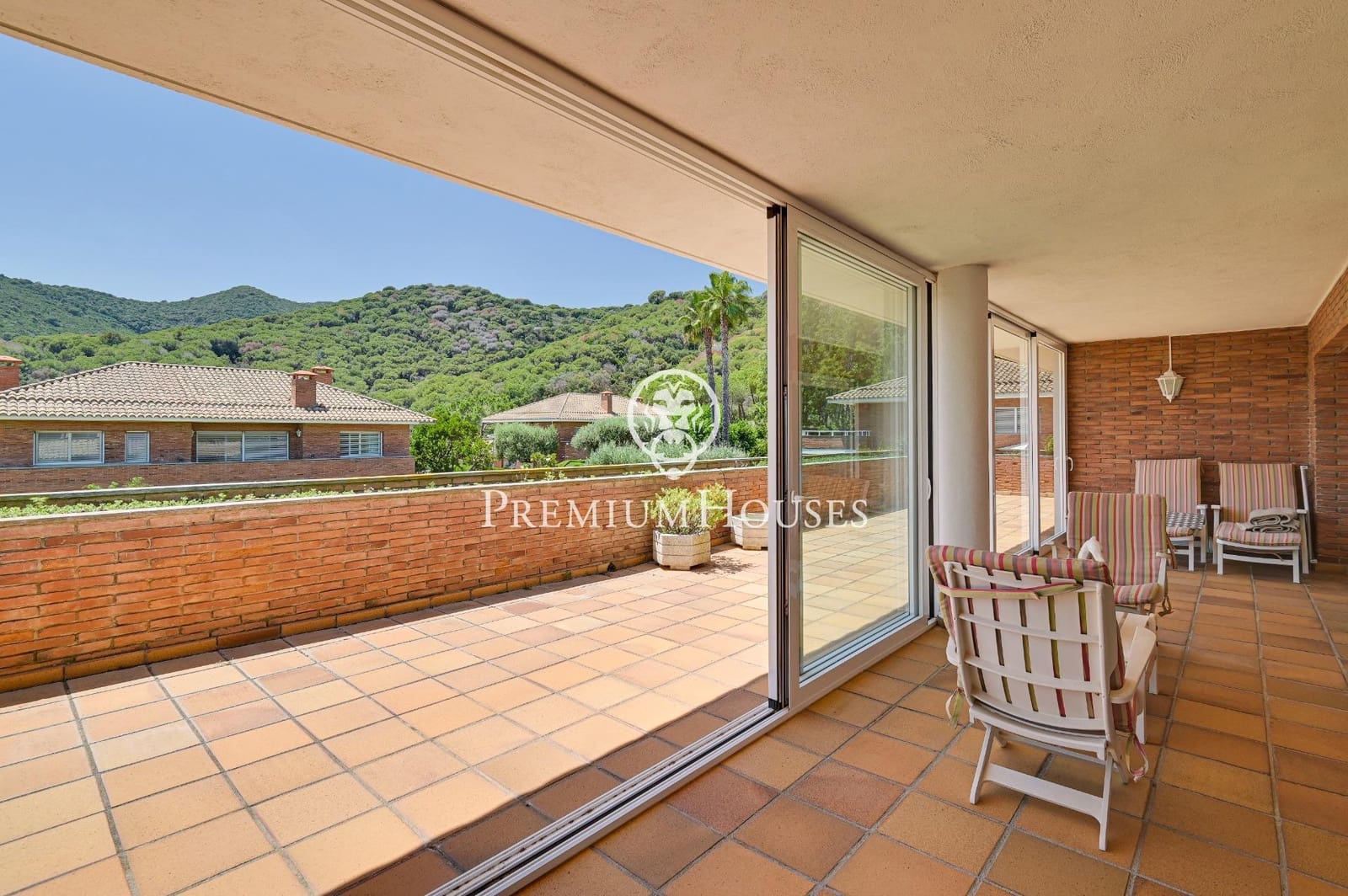 5 sypialnia Willa do wynajęcia w Argentona z garażem - 4 300 € (Ref: 9205072)