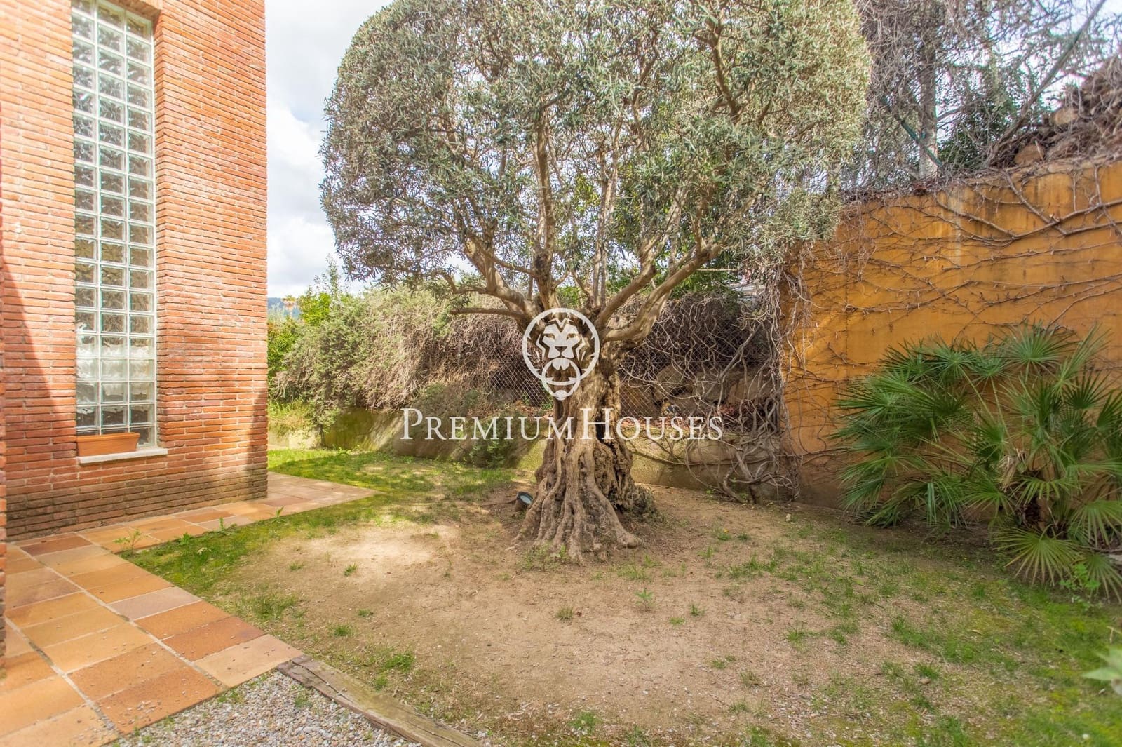 5 slaapkamer Villa te koop in Caldes d'Estrac met zwembad garage - € 830.000 (Ref: 9205074)