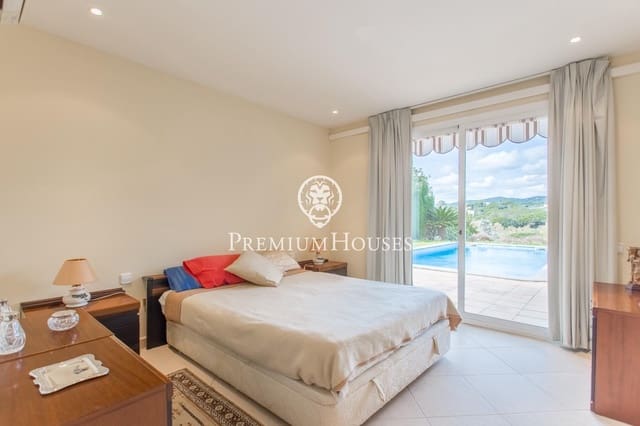 5 slaapkamer Villa te koop in Caldes d'Estrac met zwembad garage - € 830.000 (Ref: 9205074)