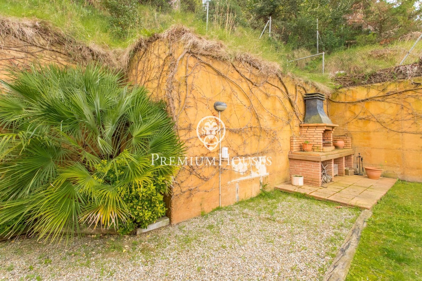 6 quarto Moradia para venda em Caldes d'Estrac com piscina garagem - 830 000 € (Ref: 9205074)