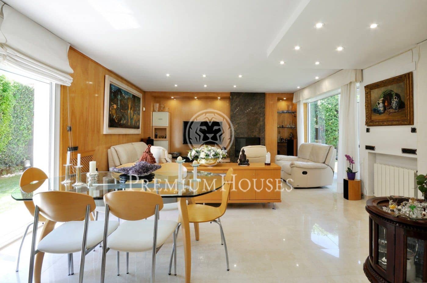 4 chambre Villa/Maison à vendre à Sant Andreu de Llavaneres avec garage - 850 000 € (Ref: 9205080)