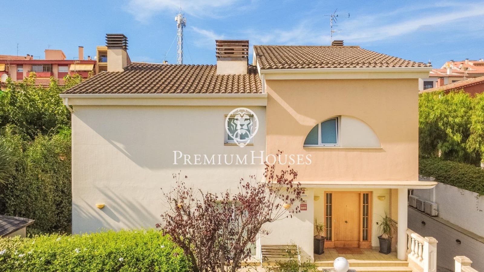 4 chambre Villa/Maison à vendre à Sant Andreu de Llavaneres avec garage - 850 000 € (Ref: 9205080)