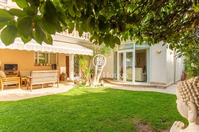 4 soveværelse Villa til salg i Sant Andreu de Llavaneres med garage - € 850.000 (Ref: 9205080)