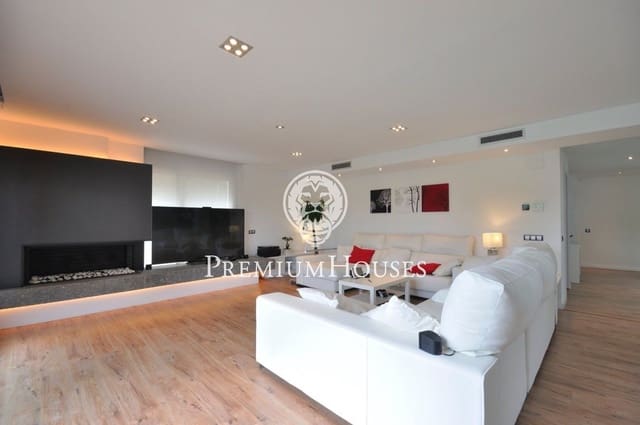 3 soverom Villa til salgs i Vallromanes med svømmebasseng - € 975 000 (Ref: 9205084)