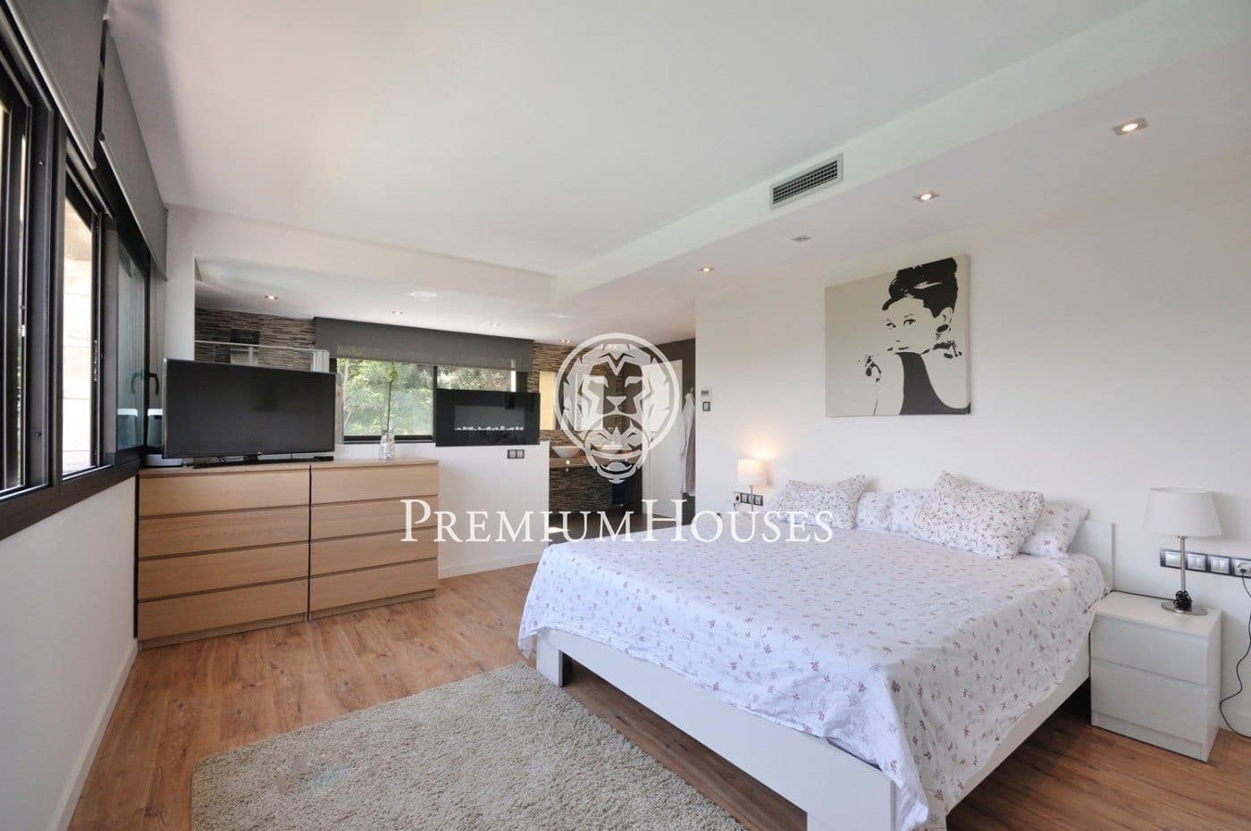 3 soverom Villa til salgs i Vallromanes med svømmebasseng - € 975 000 (Ref: 9205084)