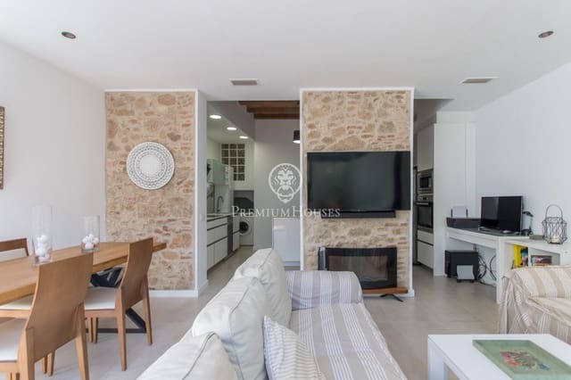 4 chambre Maison de Ville à vendre à Calella avec piscine - 558 000 € (Ref: 9205087)