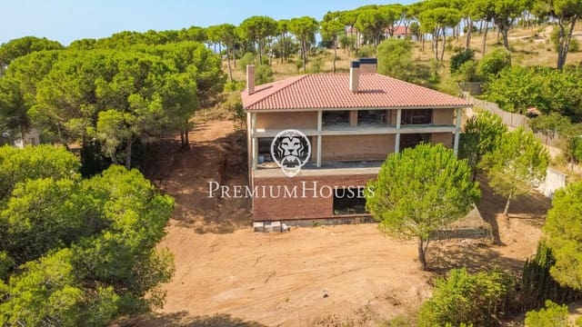 5 quarto Moradia para venda em Sant Andreu de Llavaneres - 650 000 € (Ref: 9205088)