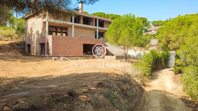 5 quarto Moradia para venda em Sant Andreu de Llavaneres - 650 000 € (Ref: 9205088)