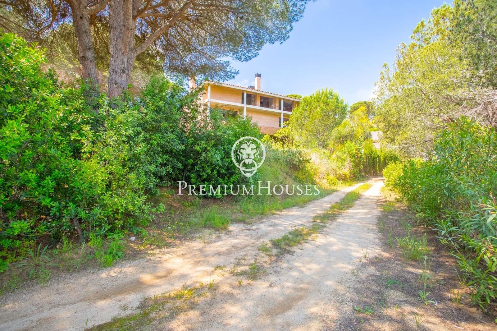 5 Zimmer Villa zu verkaufen in Sant Andreu de Llavaneres - 650.000 € (Ref: 9205088)