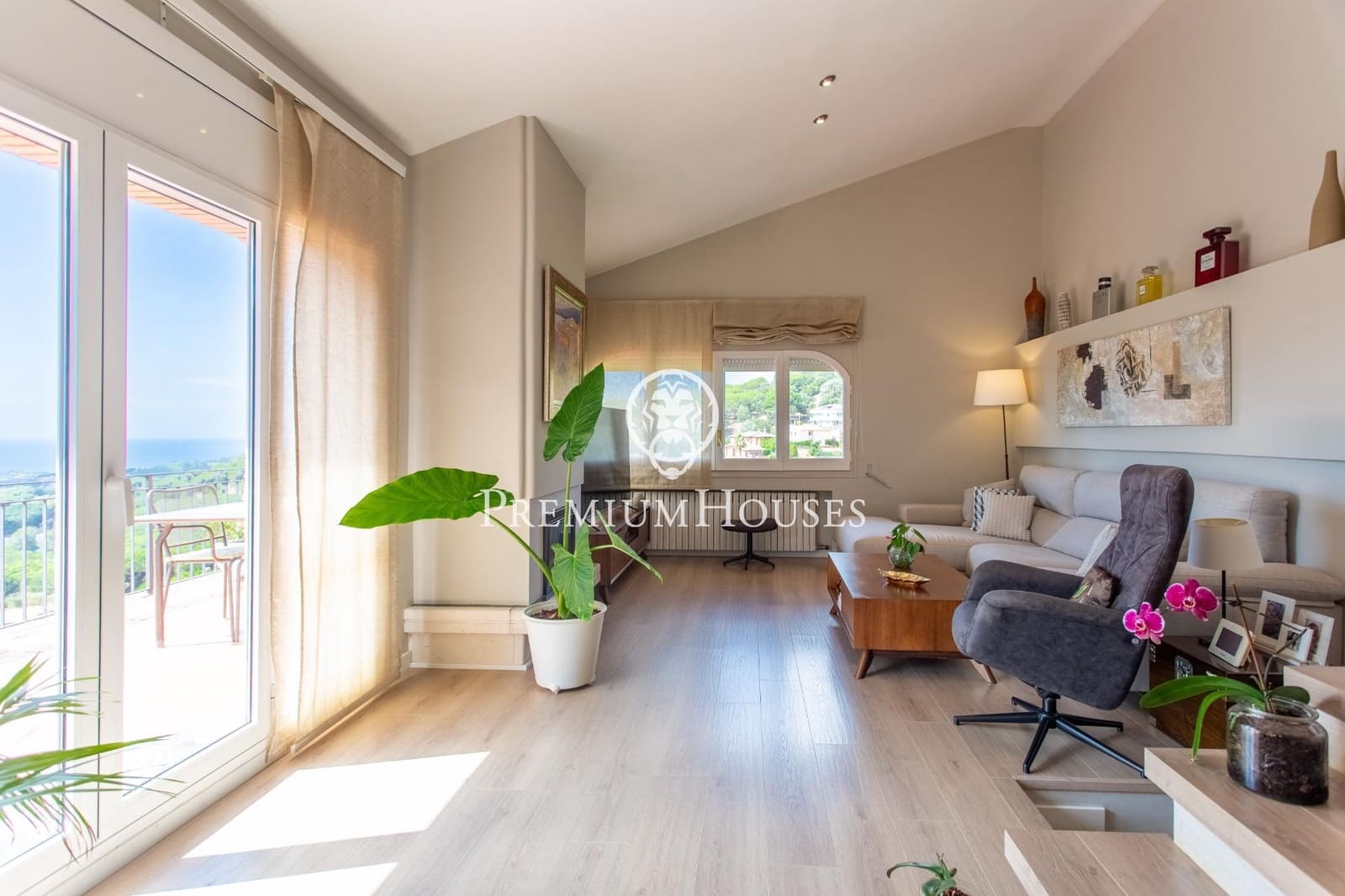 4 soveværelse Villa til salg i Alella med swimmingpool garage - € 1.250.000 (Ref: 9205089)