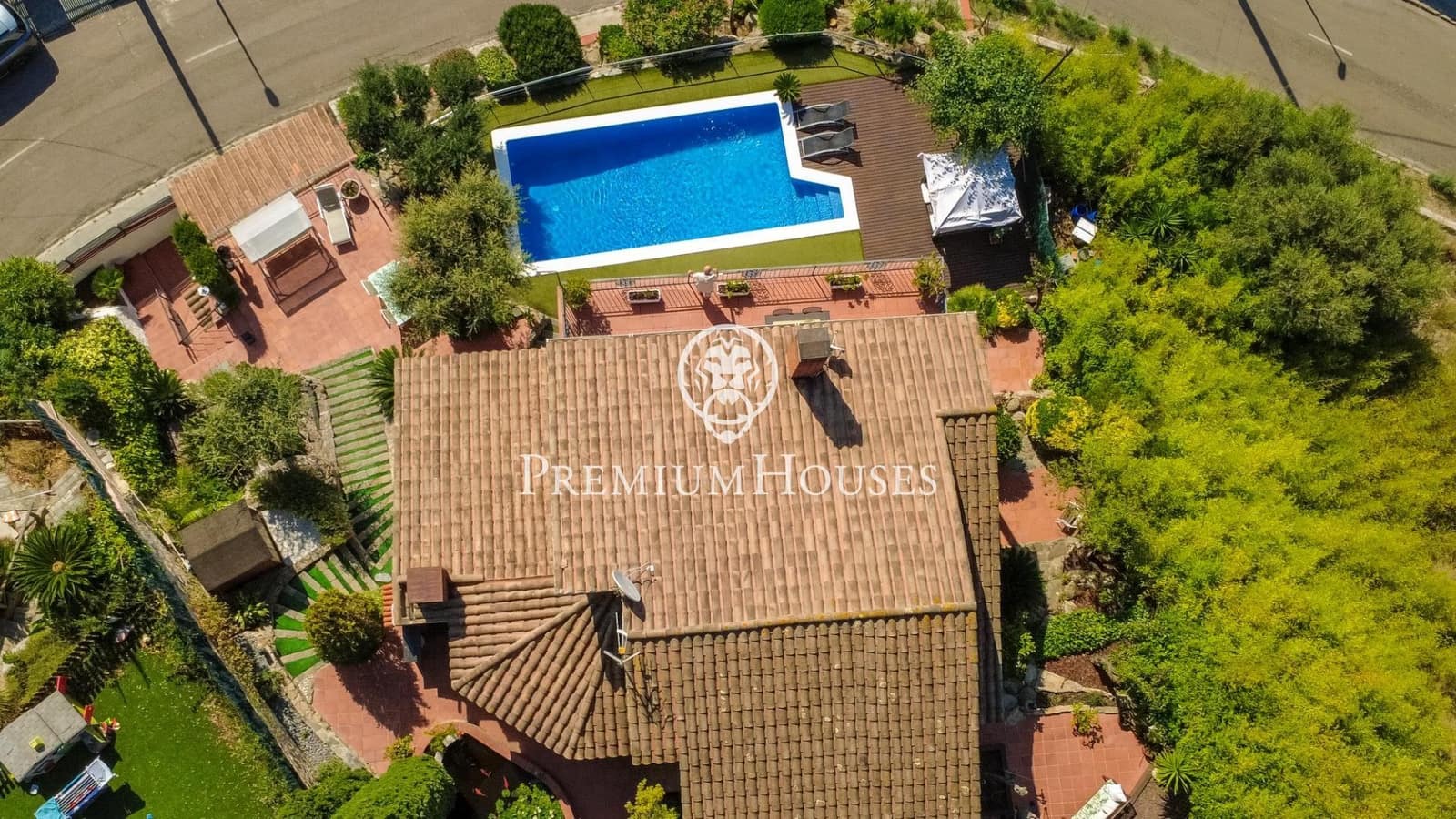 4 soveværelse Villa til salg i Alella med swimmingpool garage - € 1.250.000 (Ref: 9205089)