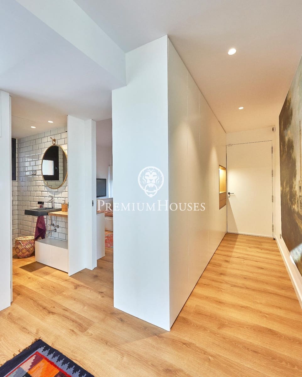 5 makuuhuone Huvila myytävänä paikassa Sant Vicenc de Montalt mukana uima-altaan 
autotalli - 1 395 000 € (Ref: 9205091)