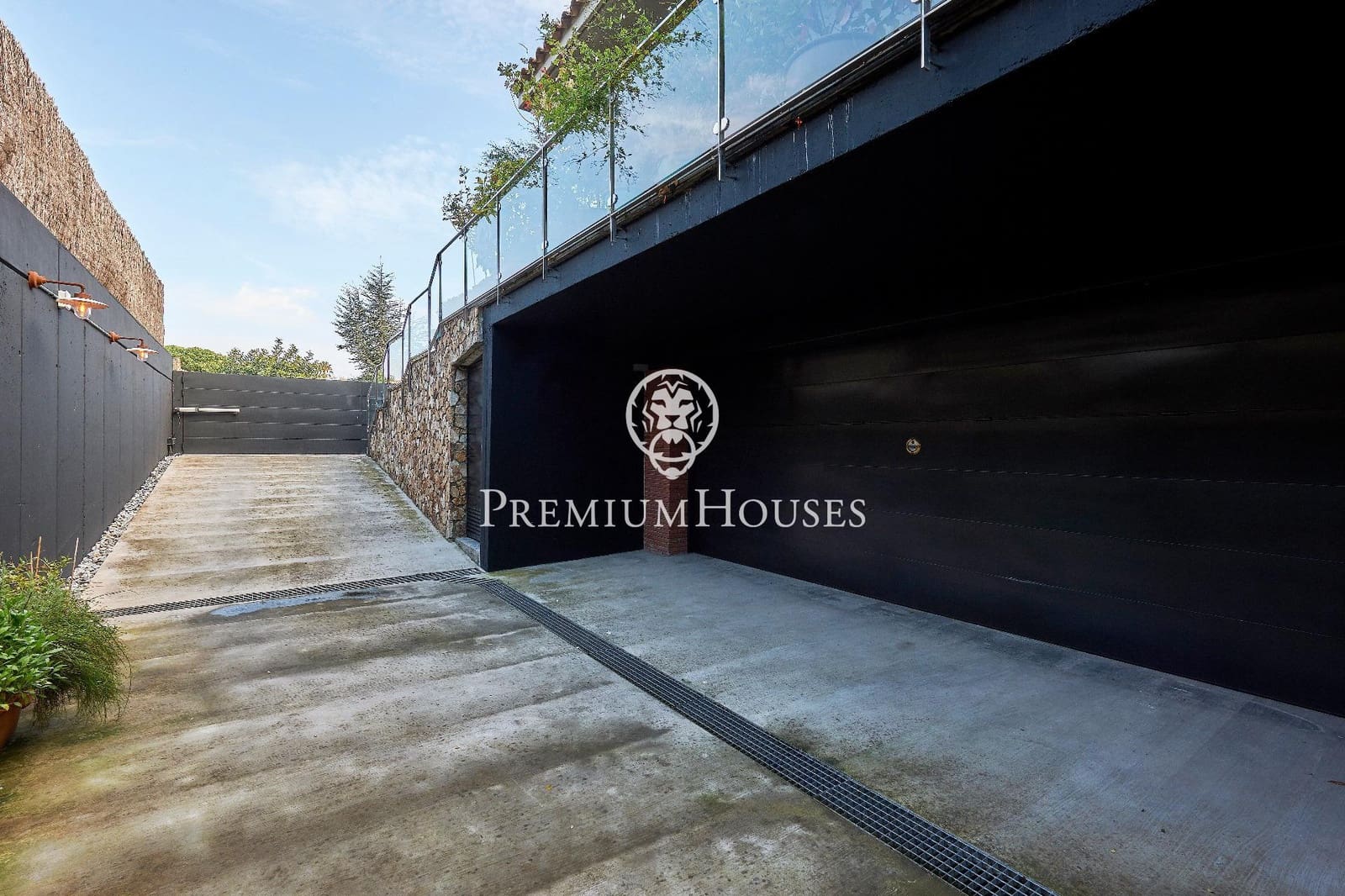 5 soveværelse Villa til salg i Sant Vicenc de Montalt med swimmingpool garage - € 1.395.000 (Ref: 9205091)