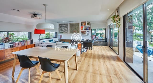 5 soverom Villa til salgs i Sant Vicenç de Montalt med svømmebasseng garasje - € 1 395 000 (Ref: 9205091)