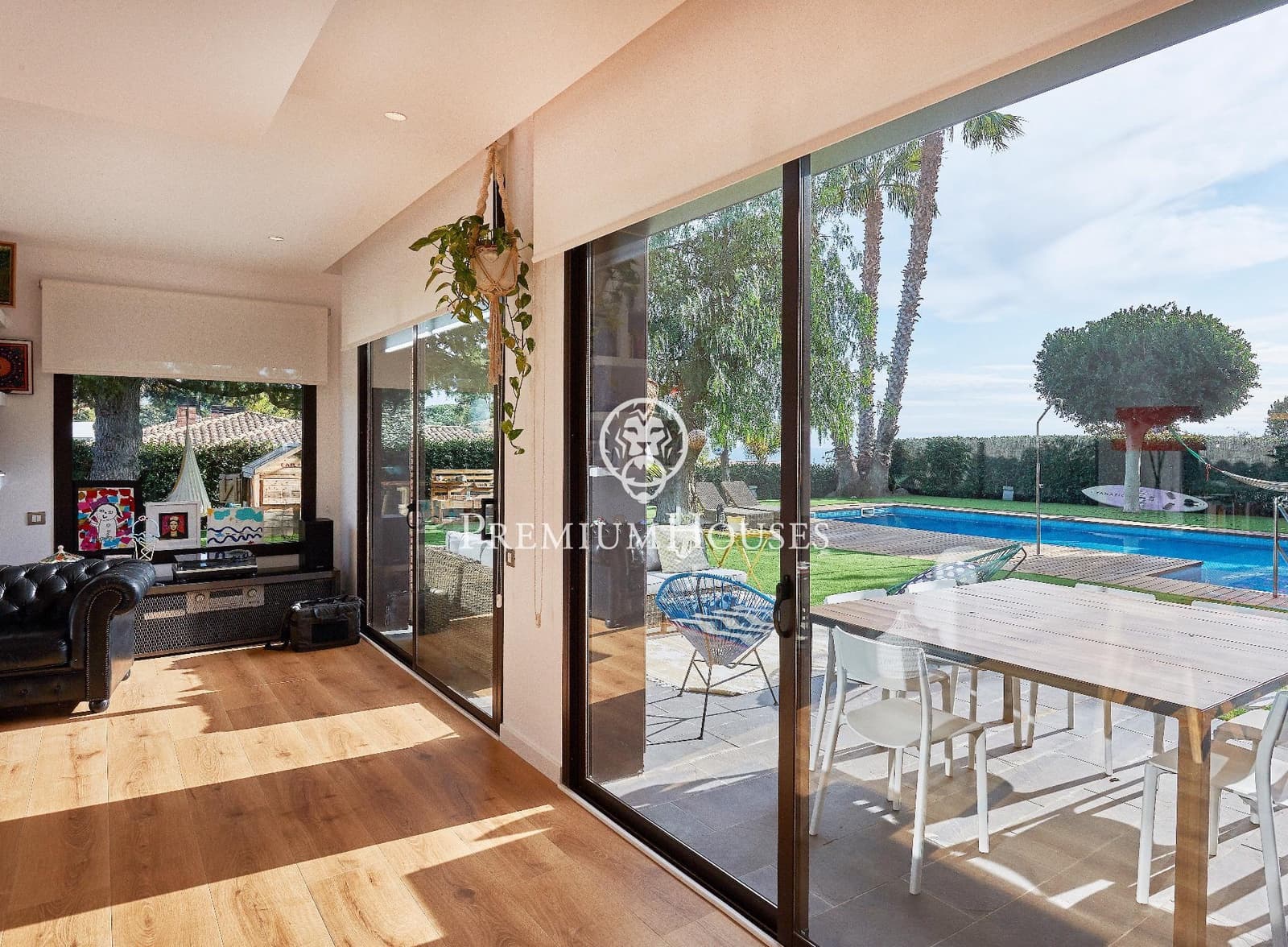 5 soveværelse Villa til salg i Sant Vicenc de Montalt med swimmingpool garage - € 1.395.000 (Ref: 9205091)