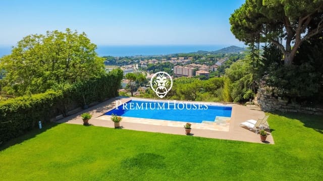 7 bedroom Villa for sale in Sant Andreu de Llavaneres with pool garage - € 1,800,000 (Ref: 9205092)