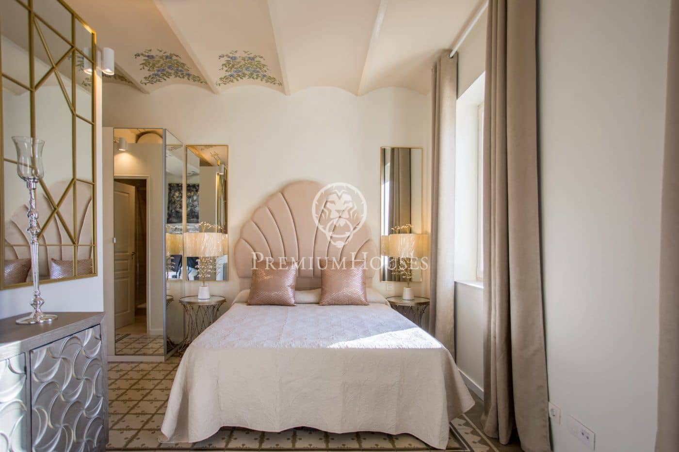 6 soveværelse Byhus til salg i Canet de Mar - € 890.000 (Ref: 9205094)