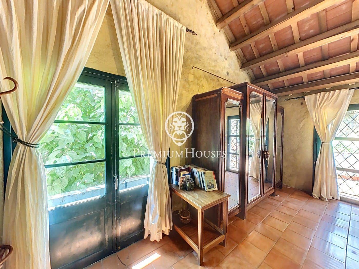 10 soveværelse Finca/Landehus til salg i Sant Cebria de Vallalta - € 1.070.000 (Ref: 9205095)