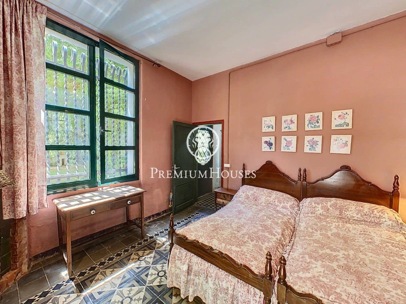 10 soveværelse Finca/Landehus til salg i Sant Cebria de Vallalta - € 1.070.000 (Ref: 9205095)