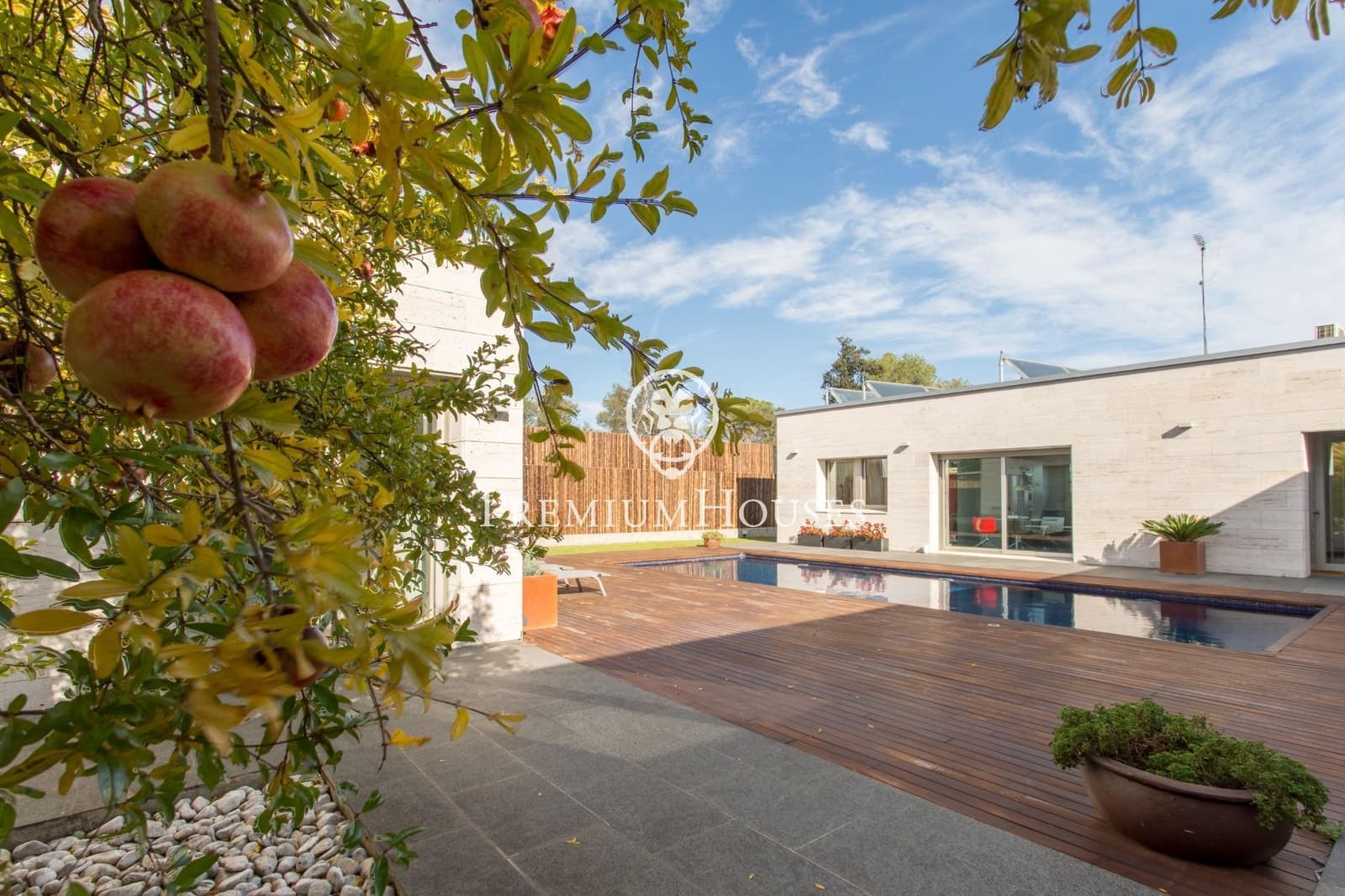 4 sypialnia Willa na sprzedaż w Vallromanes z basenem garażem - 1 260 000 € (Ref: 9205096)