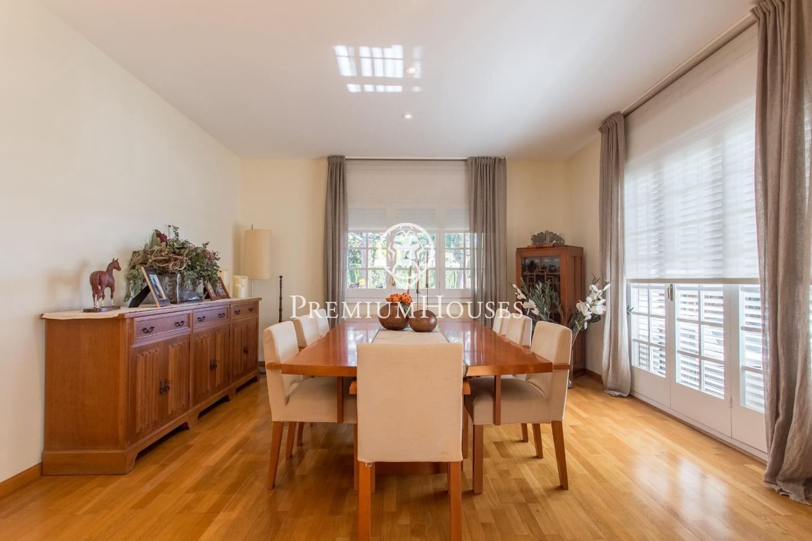 5 sovrum Villa till salu i Cabrils med pool garage - 1 290 000 € (Ref: 9205097)