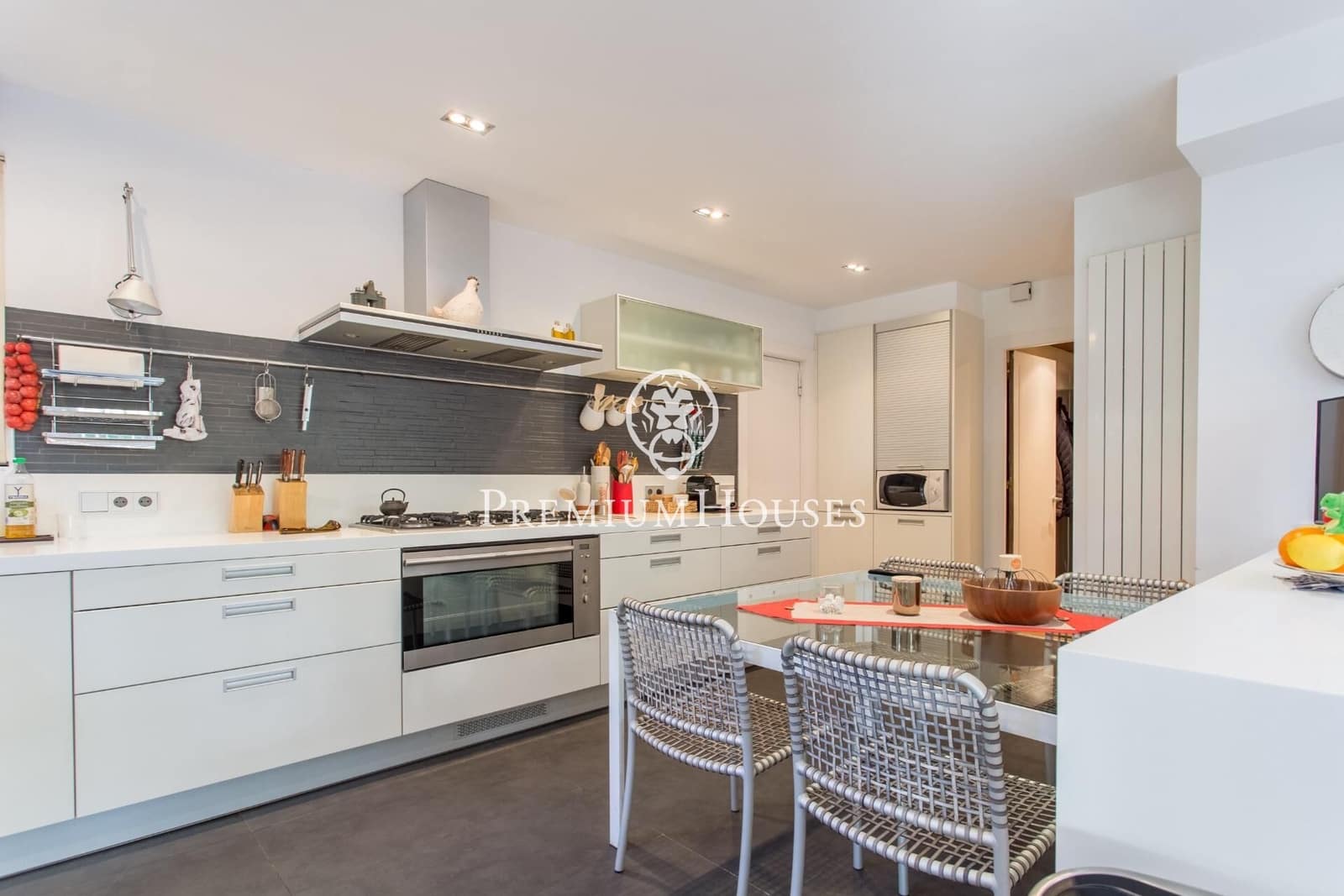 5 sovrum Villa till salu i Cabrils med pool garage - 1 290 000 € (Ref: 9205097)