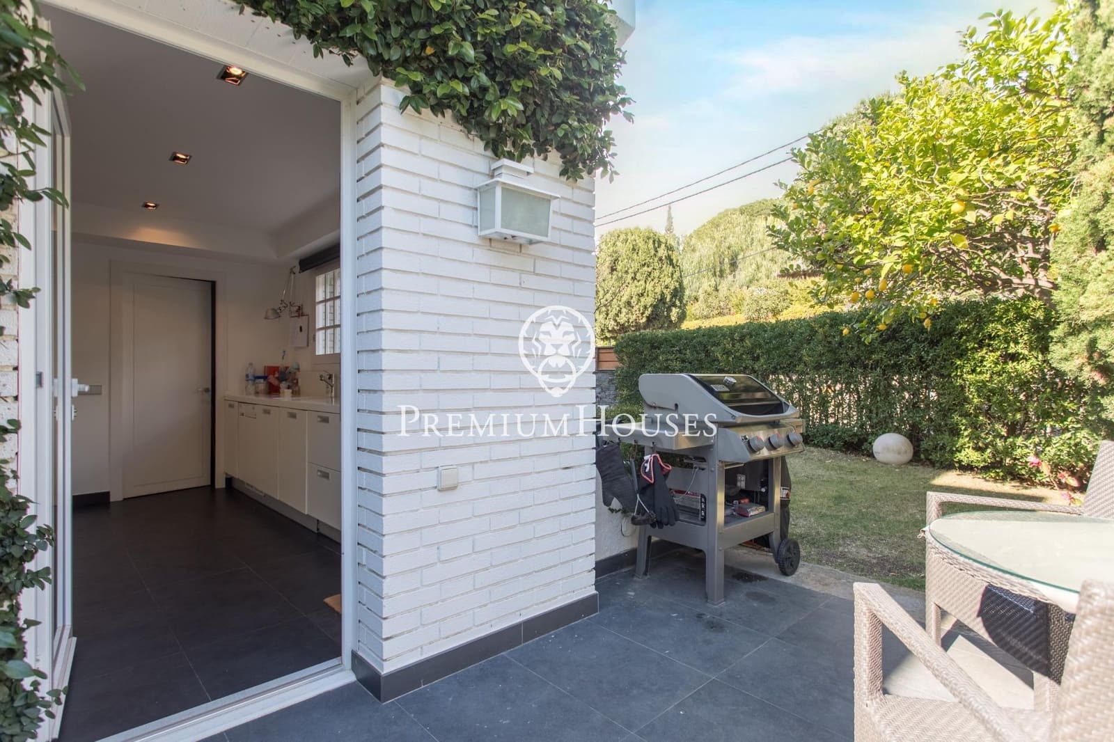 5 sovrum Villa till salu i Cabrils med pool garage - 1 290 000 € (Ref: 9205097)