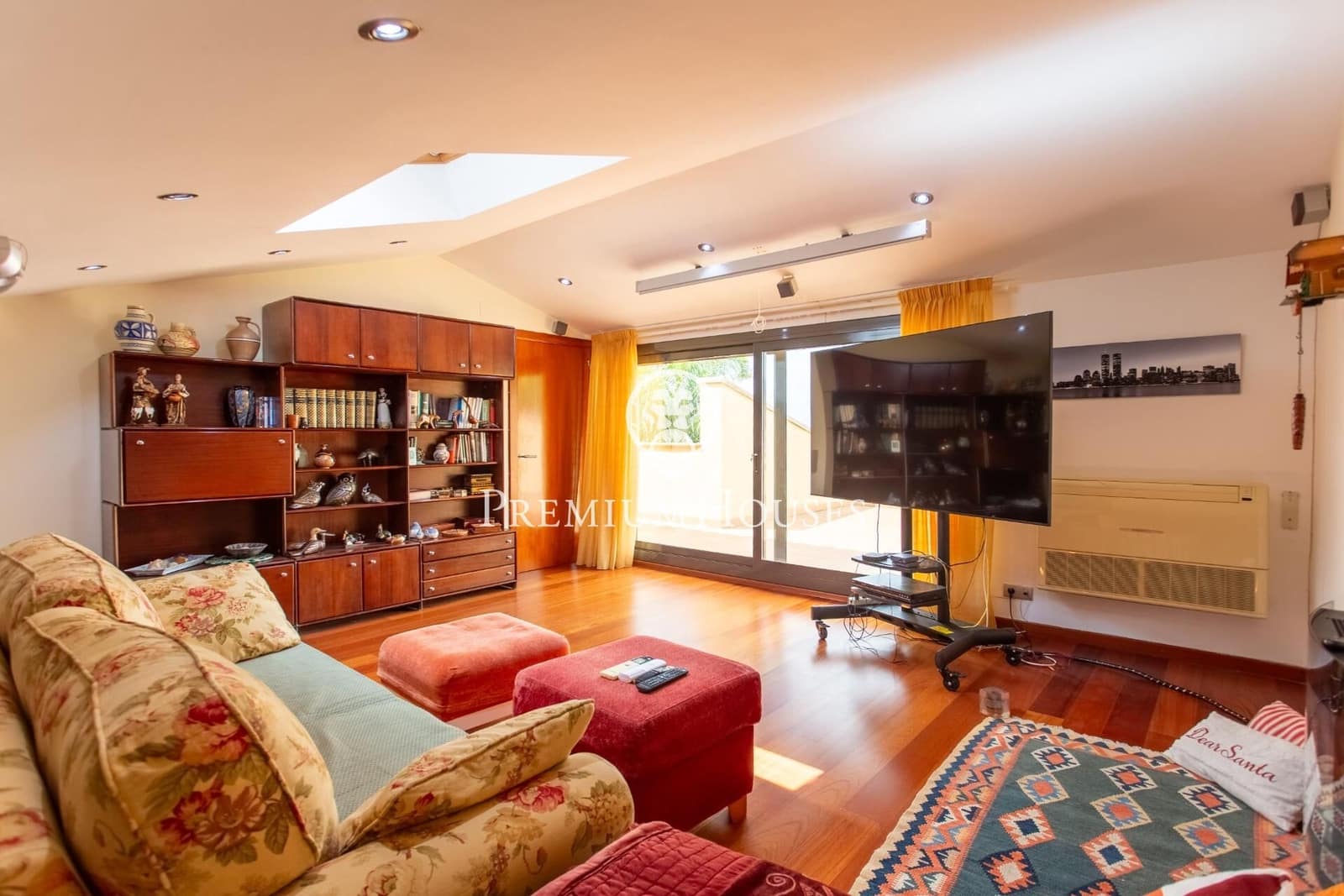 6 soverom Villa til salgs i Sant Vicenc de Montalt med svømmebasseng garasje - € 1 600 000 (Ref: 9205100)