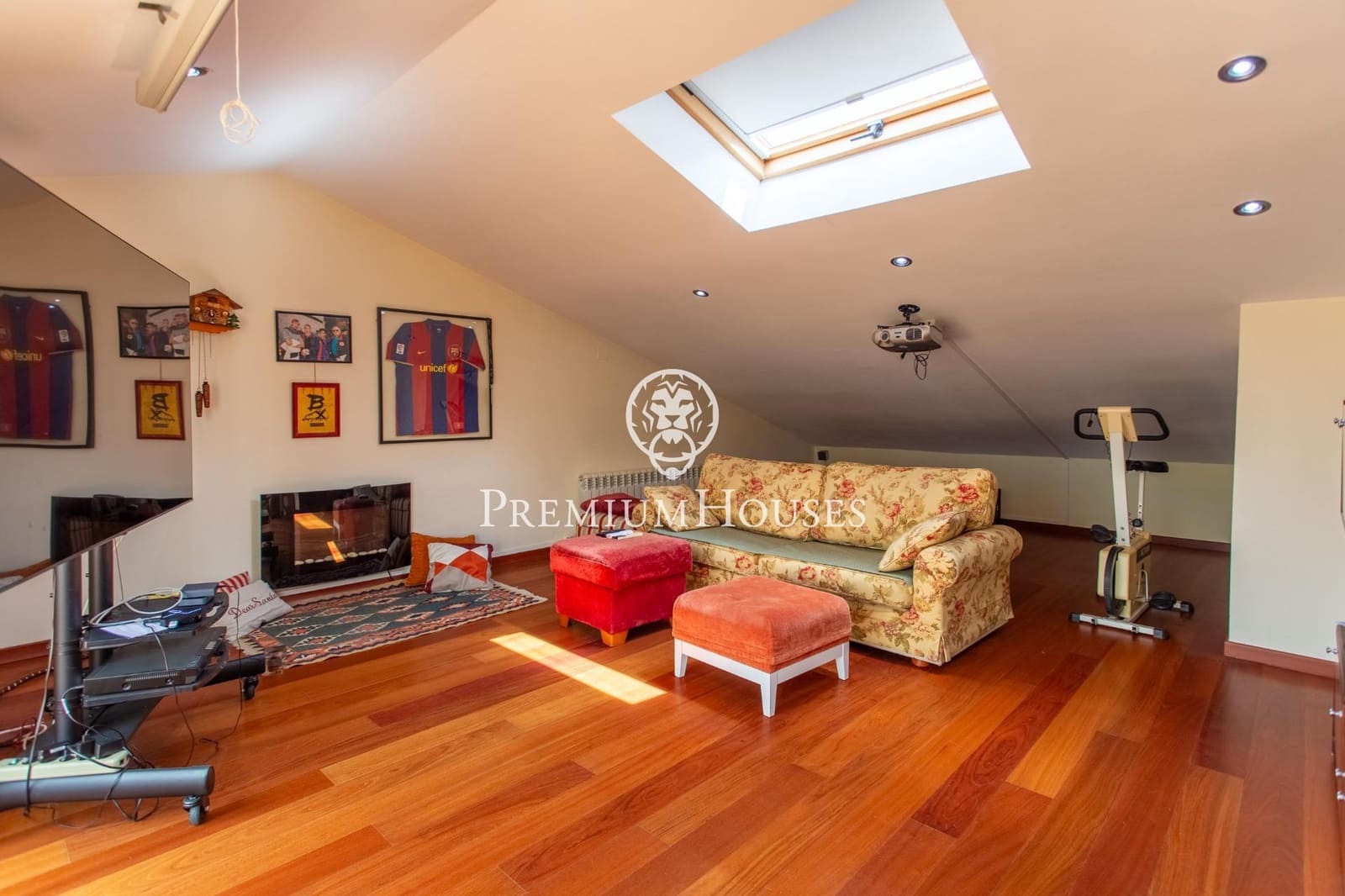 6 soverom Villa til salgs i Sant Vicenc de Montalt med svømmebasseng garasje - € 1 600 000 (Ref: 9205100)