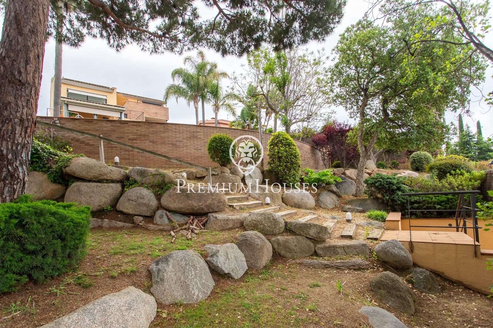 6 soverom Villa til salgs i Sant Vicenc de Montalt med svømmebasseng garasje - € 1 600 000 (Ref: 9205100)