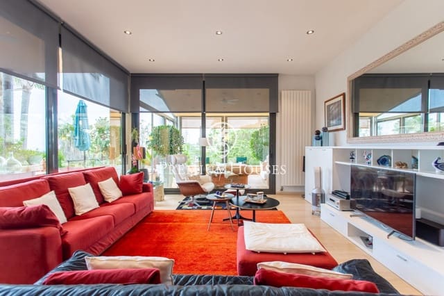 6 sypialnia Willa na sprzedaż w Sant Vicenç de Montalt z basenem garażem - 1 410 000 € (Ref: 9205100)