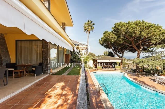 6 soverom Villa til salgs i Badalona med svømmebasseng garasje - € 1 600 000 (Ref: 9205101)
