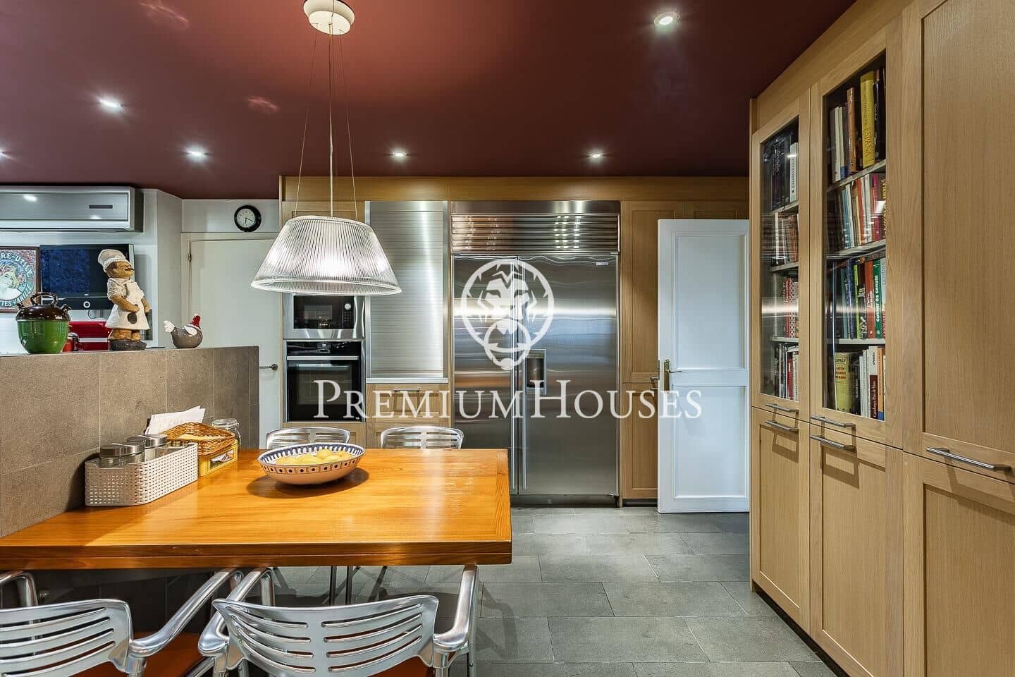 6 soverom Villa til salgs i Badalona med svømmebasseng garasje - € 1 600 000 (Ref: 9205101)