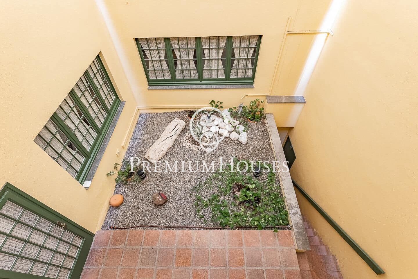 6 soverom Villa til salgs i Badalona med svømmebasseng garasje - € 1 600 000 (Ref: 9205101)