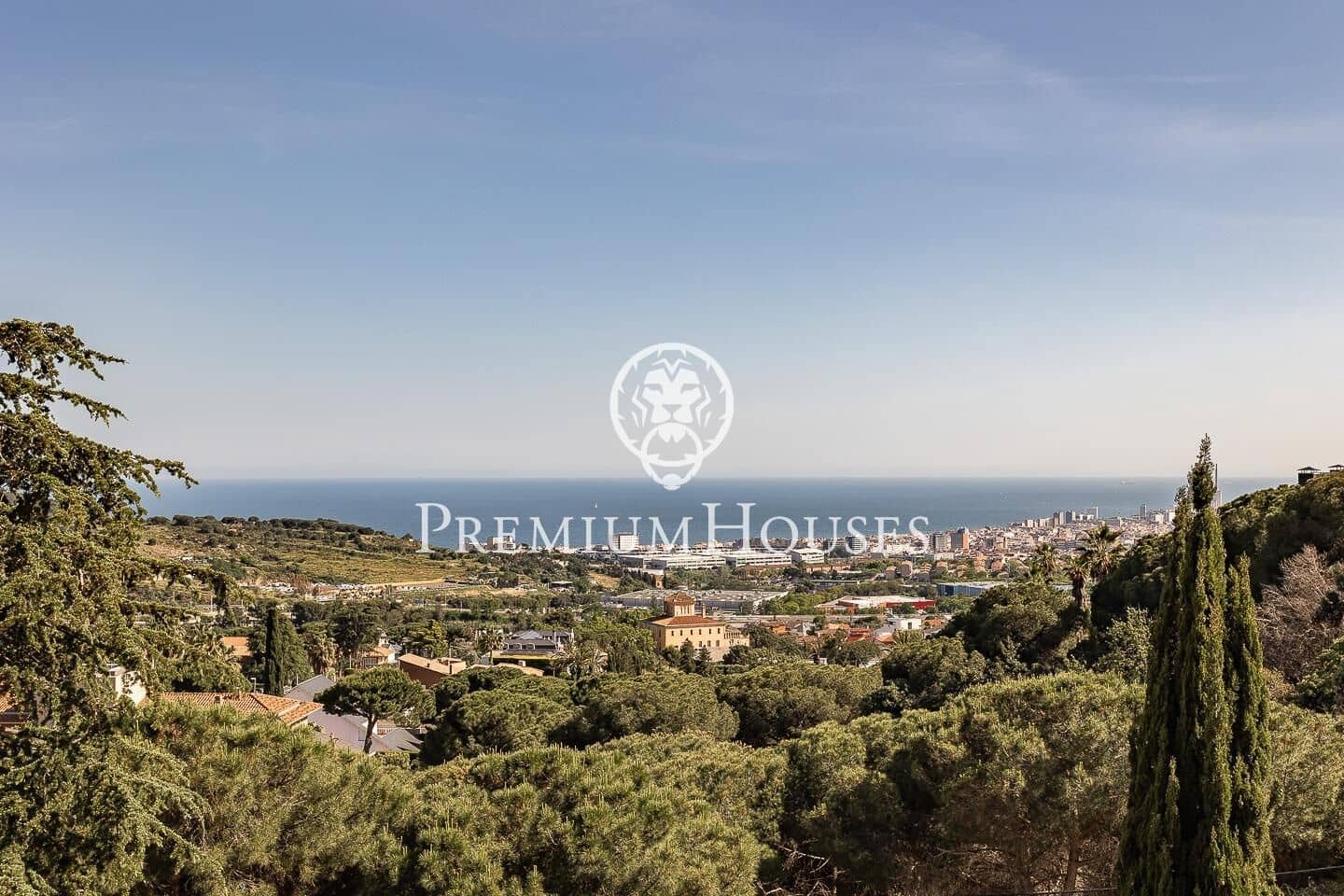 6 soverom Villa til salgs i Badalona med svømmebasseng garasje - € 1 600 000 (Ref: 9205101)