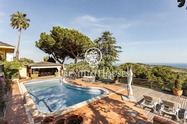 6 soverom Villa til salgs i Badalona med svømmebasseng garasje - € 1 600 000 (Ref: 9205101)