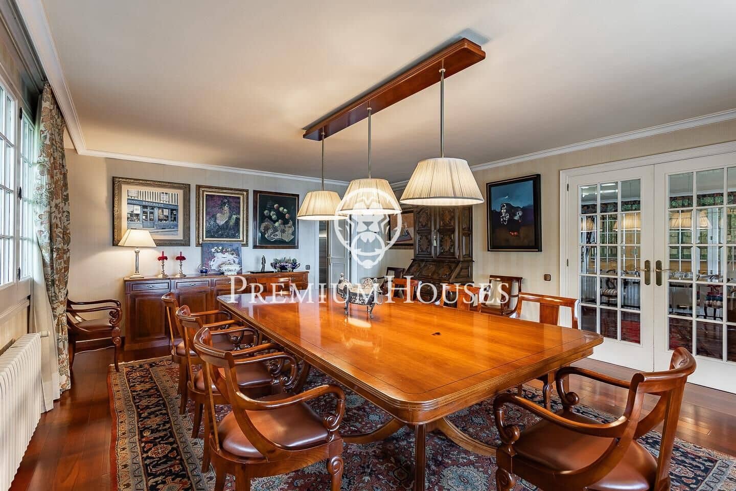 6 soverom Villa til salgs i Badalona med svømmebasseng garasje - € 1 600 000 (Ref: 9205101)